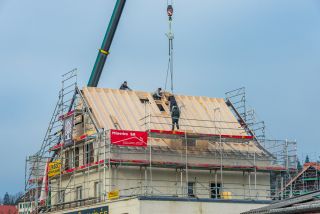 Rénovation d'une toiture avec pose de Velux à La Chaux-de-Fonds au restaurant Le Siam