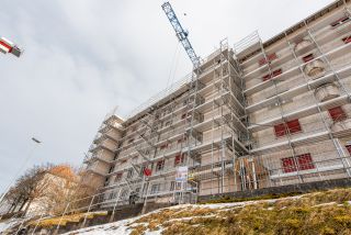 Réalisation et installation de deux cages d’ascenseur en ossature bois CLT à La Chaux-de-Fonds