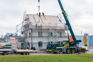 Rénovation d'une toiture avec pose de Velux à La Chaux-de-Fonds au restaurant Le Siam