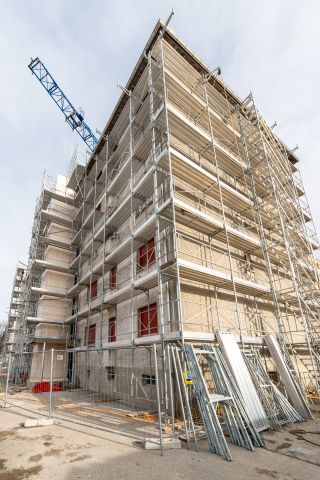 Réalisation et installation de deux cages d’ascenseur en ossature bois CLT à La Chaux-de-Fonds