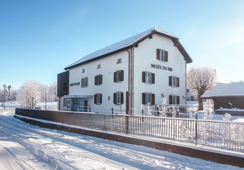 La gare et restaurant du Boéchet une fois rénové en Musée du ski
