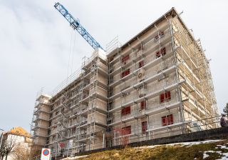 Réalisation et installation de deux cages d’ascenseur en ossature bois CLT à La Chaux-de-Fonds