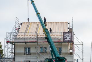 Rénovation d'une toiture avec pose de Velux à La Chaux-de-Fonds au restaurant Le Siam
