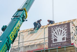 Rénovation d'une toiture avec pose de Velux à La Chaux-de-Fonds au restaurant Le Siam